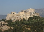 Imagem do ponto mais alto da cidade.<br><br>Palavras-chave: Acrópole, altar, conselho, colina, cidade, Grécia, mito e filosofia