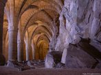 Localizado na Sua, os subterrneos do Castelo de Chillon, nos quais o rochedo  visvel. Ao longo dos sculos, foram utilizados como priso e, depois, como lugar de armazenamento. <br><br> Palavras-chave: castelo, subterrneo, Chillon, Sua, arquitetura, idade mdia, medieval, arte, esttica